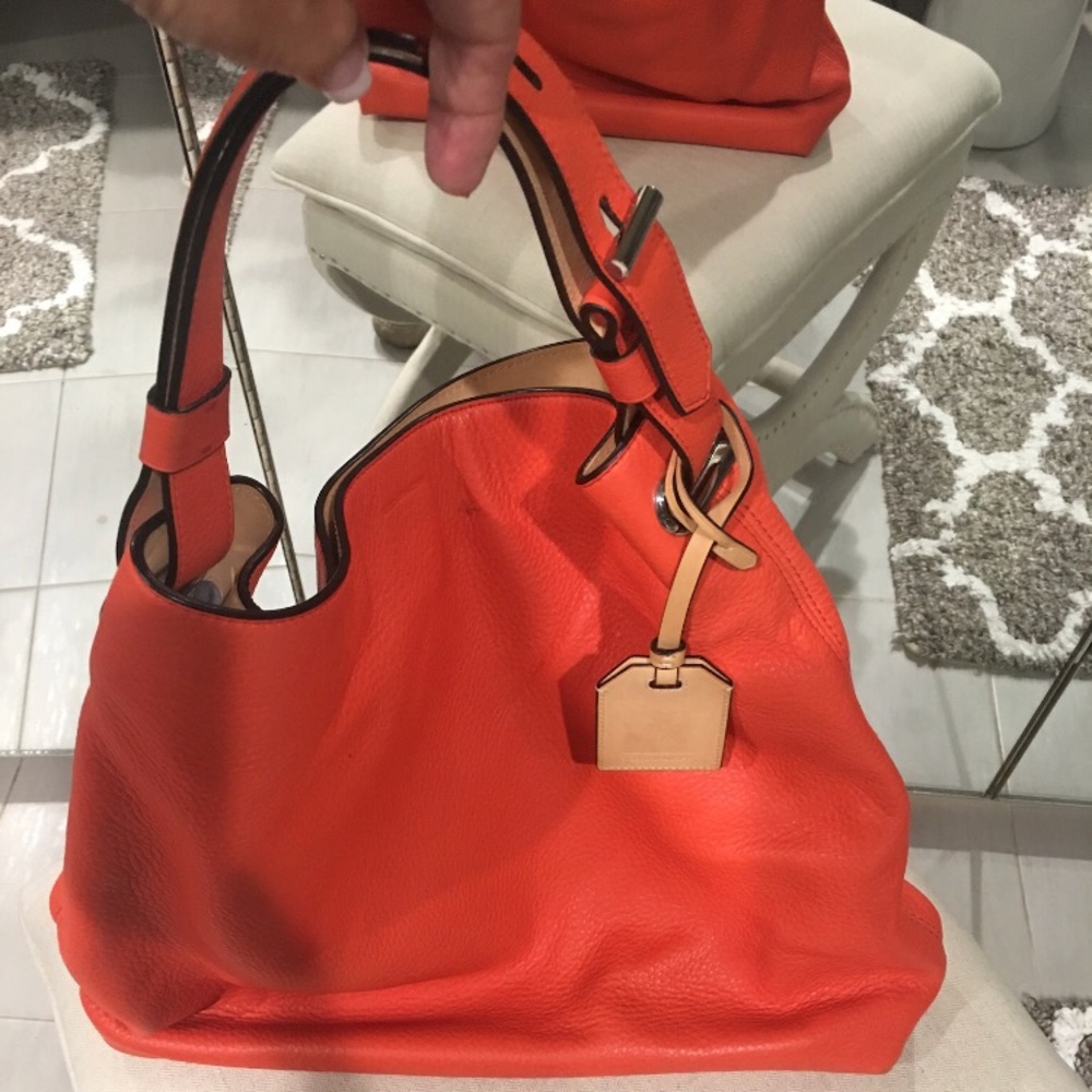 Leather bag